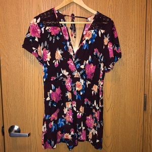 Fun and flirty romper!